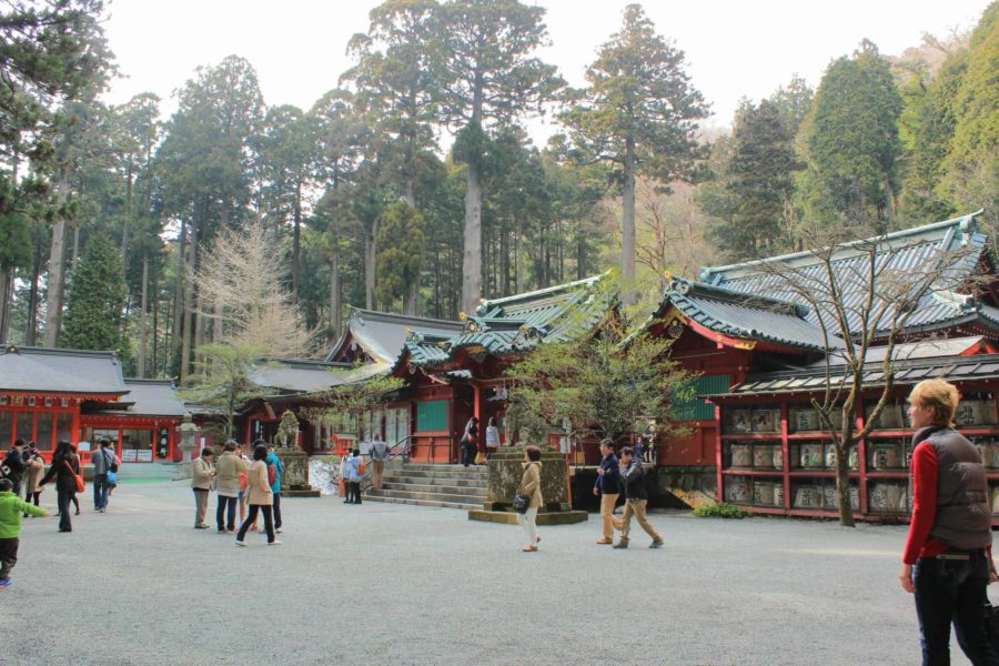 Hakone Jinja courtyard